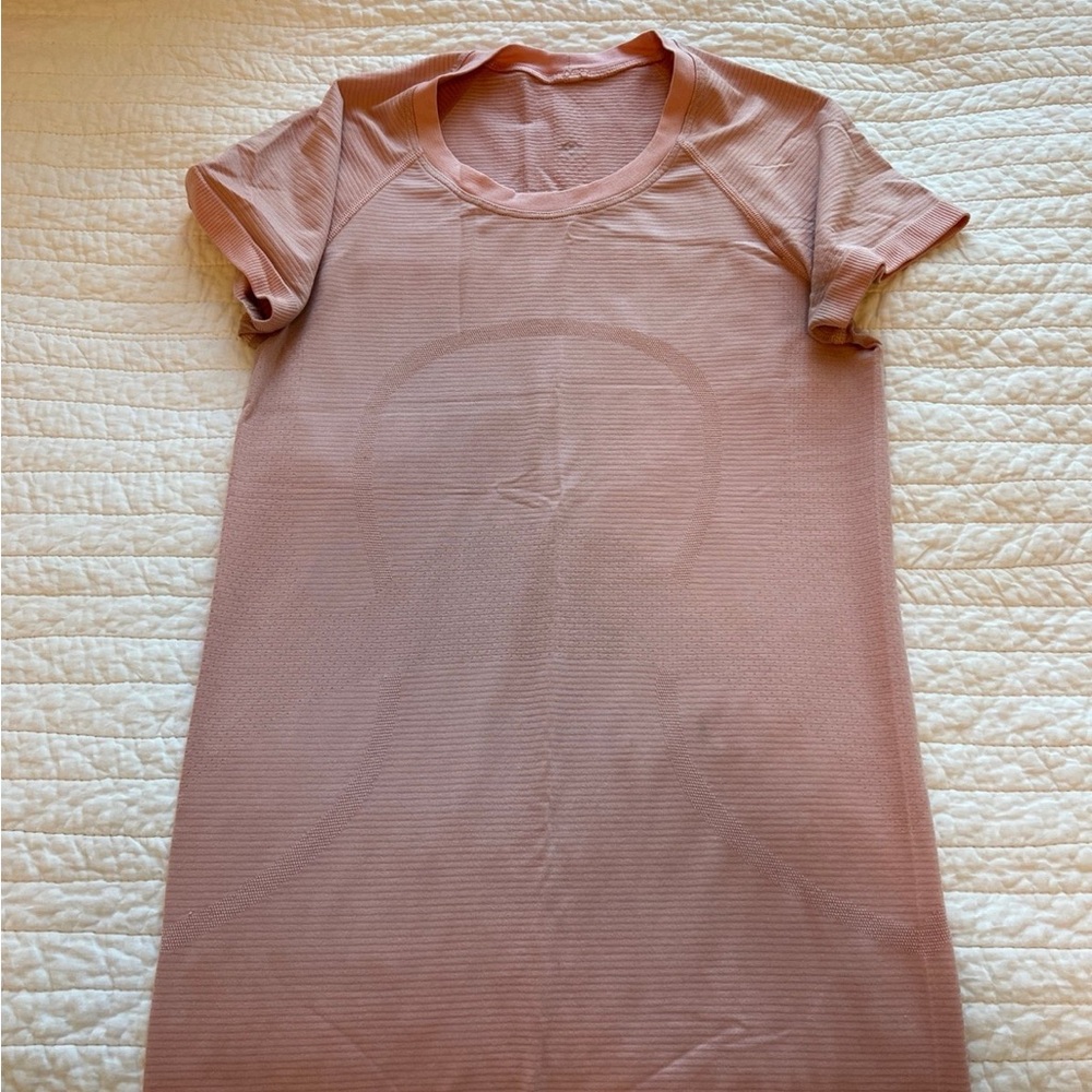 Lululemon Swiftly Tech Short Sleeve - image 2